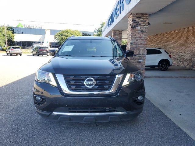 2020 Nissan Pathfinder SL