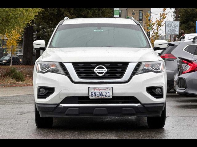 2020 Nissan Pathfinder SL