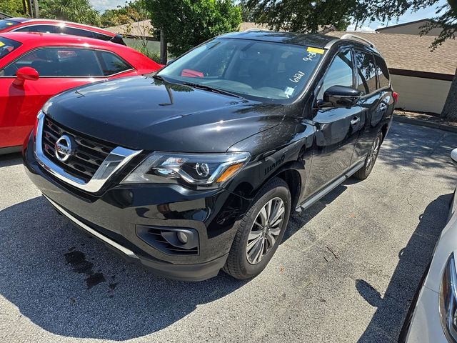 2020 Nissan Pathfinder SL