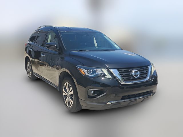 2020 Nissan Pathfinder SL