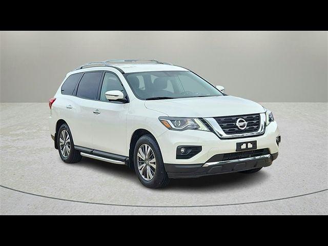 2020 Nissan Pathfinder SL