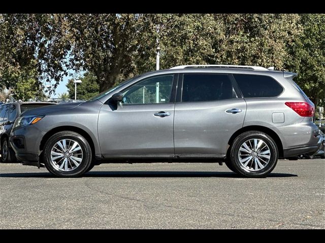 2020 Nissan Pathfinder SL