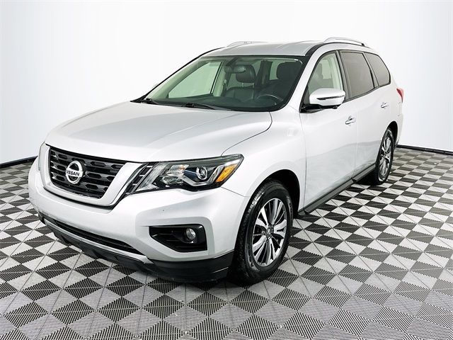 2020 Nissan Pathfinder SL