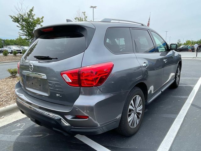 2020 Nissan Pathfinder SL