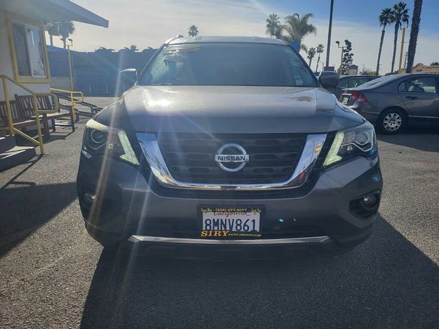 2020 Nissan Pathfinder SL