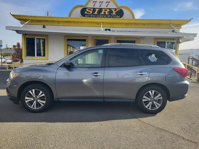 2020 Nissan Pathfinder SL
