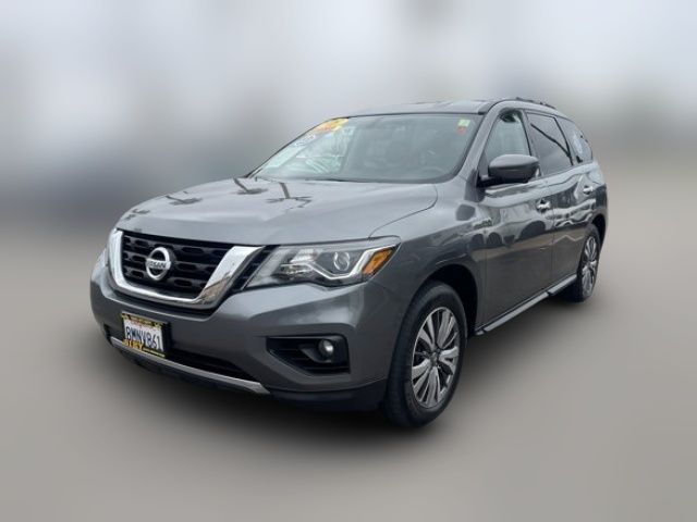 2020 Nissan Pathfinder SL