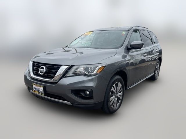 2020 Nissan Pathfinder SL