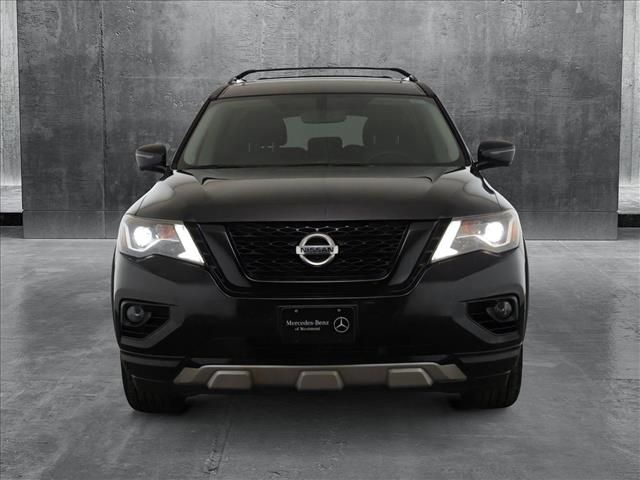 2020 Nissan Pathfinder SL