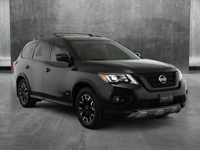 2020 Nissan Pathfinder SL