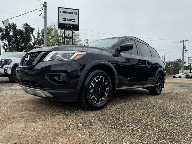 2020 Nissan Pathfinder SL