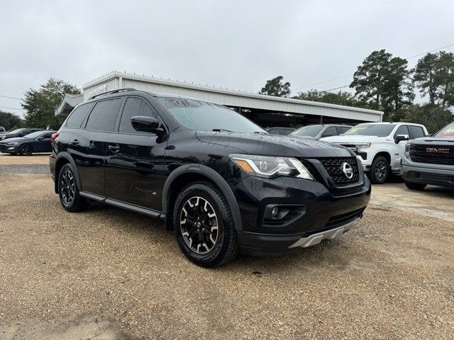 2020 Nissan Pathfinder SL