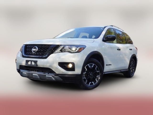 2020 Nissan Pathfinder SL