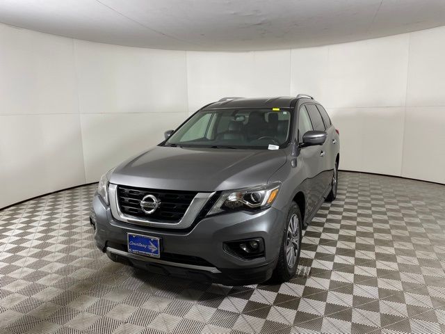 2020 Nissan Pathfinder SL