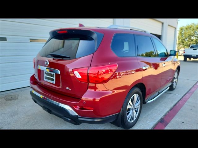 2020 Nissan Pathfinder SL