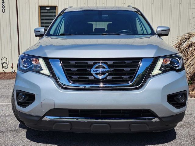 2020 Nissan Pathfinder SL