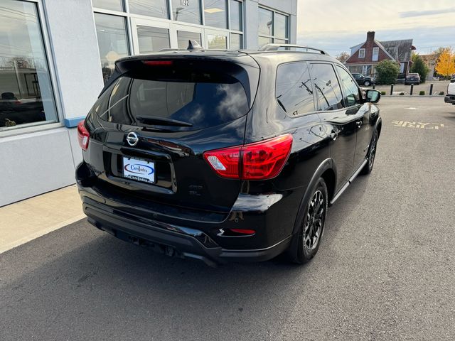 2020 Nissan Pathfinder SL