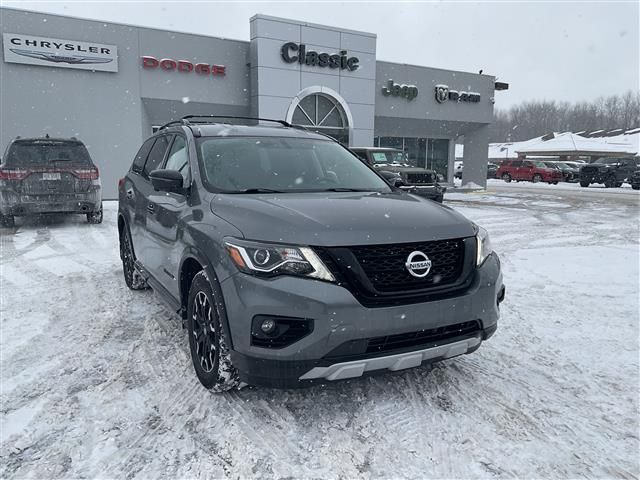 2020 Nissan Pathfinder SL