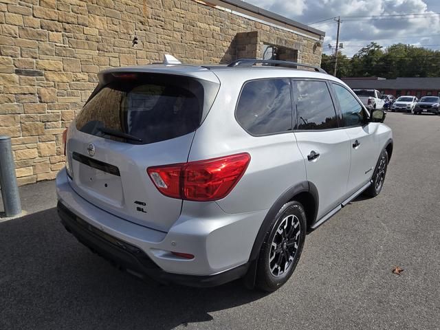 2020 Nissan Pathfinder SL