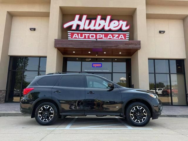 2020 Nissan Pathfinder SL