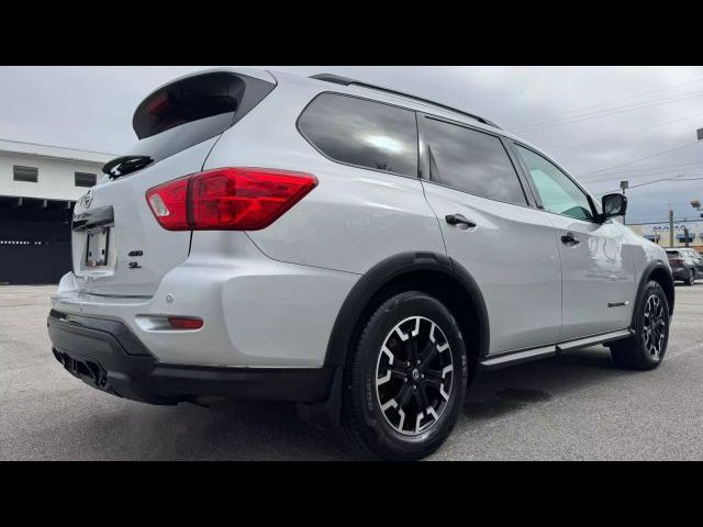 2020 Nissan Pathfinder SL