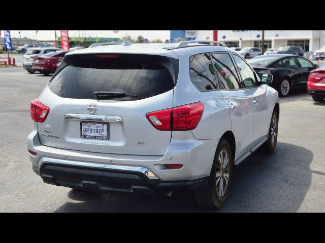 2020 Nissan Pathfinder SL