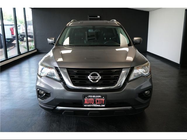 2020 Nissan Pathfinder SL