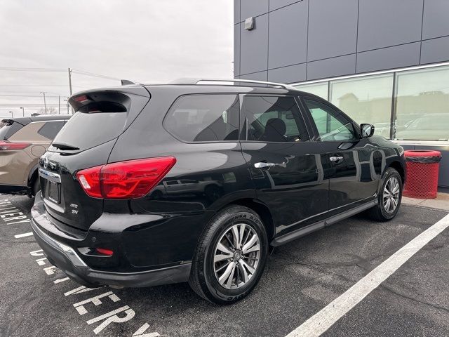 2020 Nissan Pathfinder SV