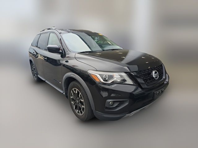 2020 Nissan Pathfinder SV