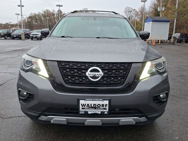 2020 Nissan Pathfinder SV