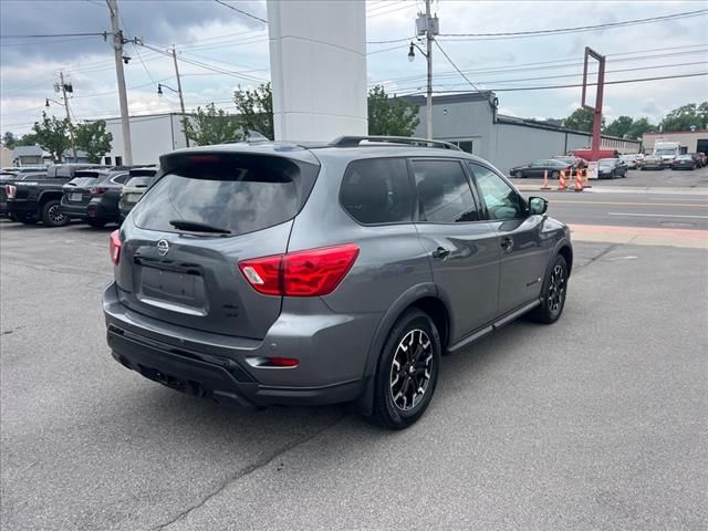 2020 Nissan Pathfinder SV