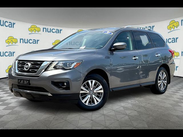 2020 Nissan Pathfinder SV