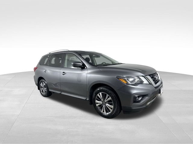 2020 Nissan Pathfinder SV