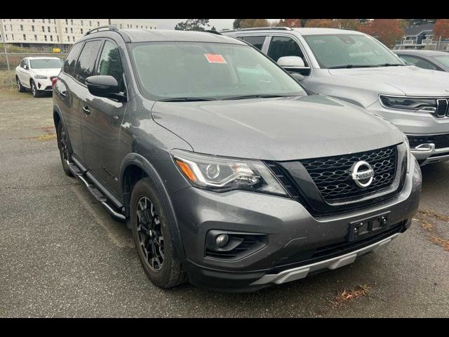 2020 Nissan Pathfinder SV