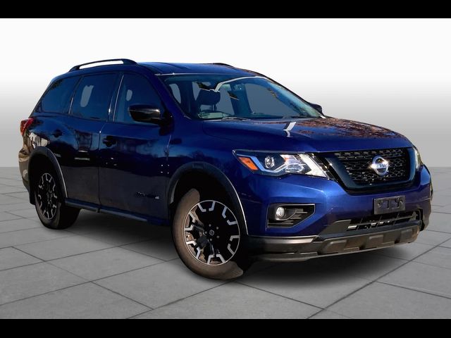 2020 Nissan Pathfinder SV