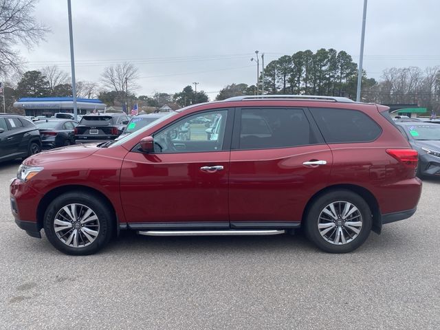 2020 Nissan Pathfinder SV