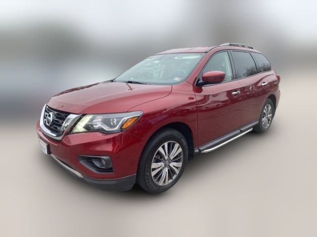 2020 Nissan Pathfinder SV