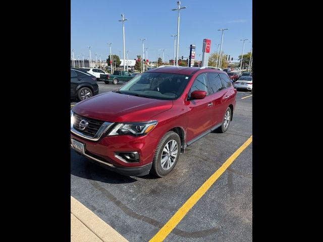 2020 Nissan Pathfinder SV