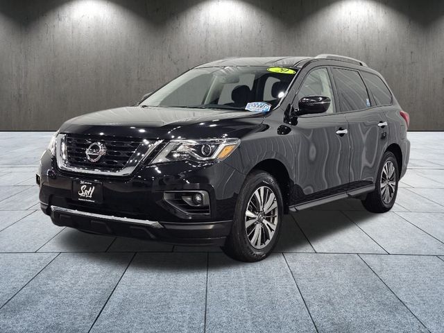 2020 Nissan Pathfinder SV