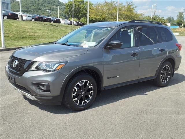 2020 Nissan Pathfinder SV