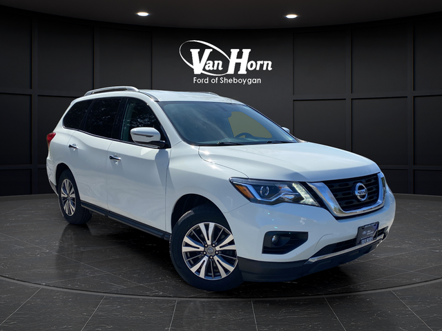 2020 Nissan Pathfinder SV