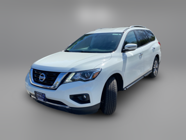 2020 Nissan Pathfinder SV
