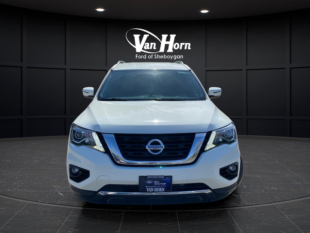 2020 Nissan Pathfinder SV
