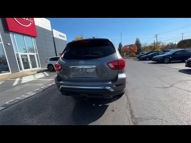 2020 Nissan Pathfinder SV