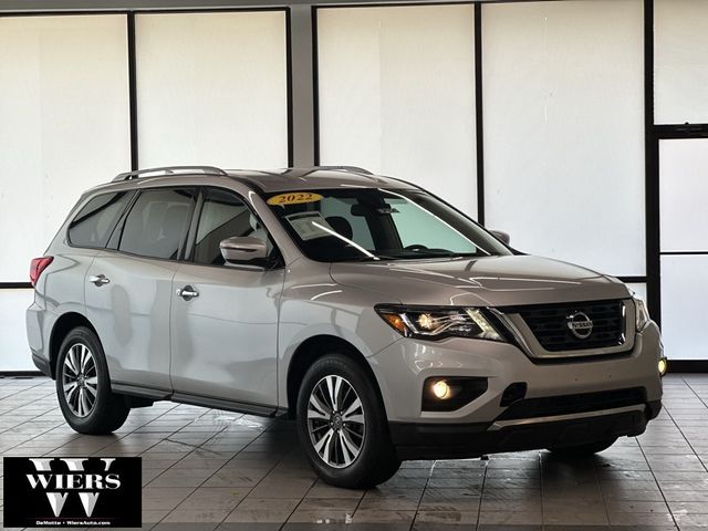 2020 Nissan Pathfinder SV