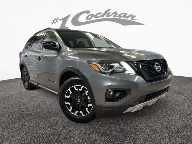 2020 Nissan Pathfinder SV