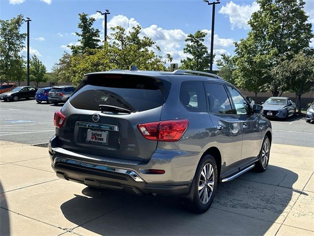 2020 Nissan Pathfinder SV