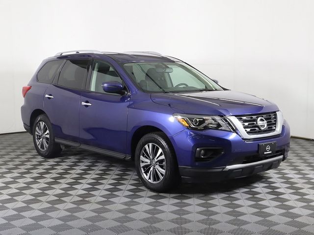 2020 Nissan Pathfinder SV