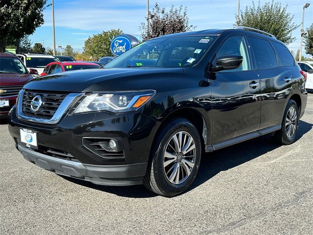 2020 Nissan Pathfinder SV