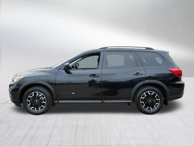 2020 Nissan Pathfinder SV